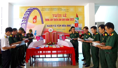 Trường Sĩ quan Thông tin tổ chức nhiều hoạt động hưởng ứng Ngày sách và văn hóa đọc Việt Nam năm 2023